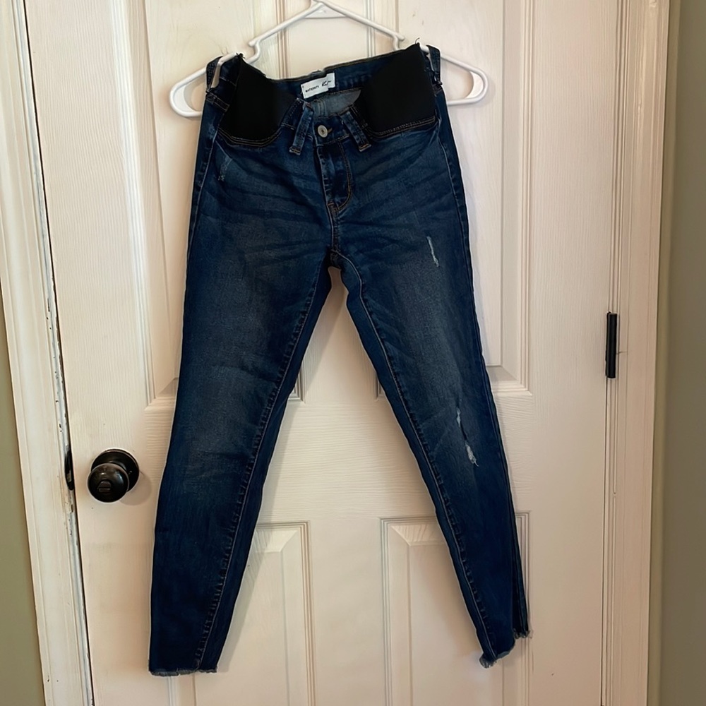 KanCan Skinny Side Panel Ripped Maternity Jean